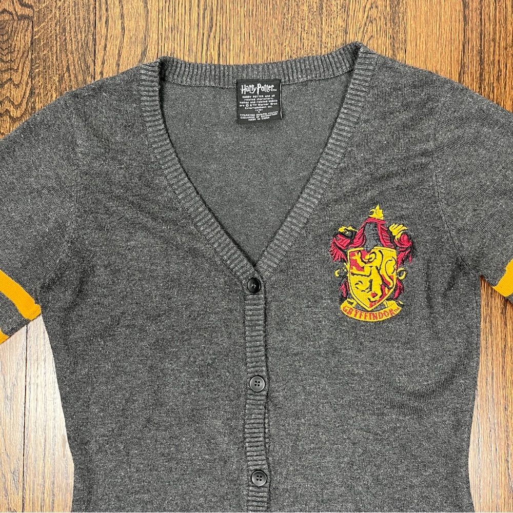 Harry Potter Gryffindor Cardigan Women's Size S Uniform Hogwarts Halloween